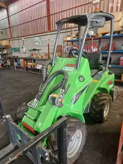 Hjullæsser 2024 Avant AVANT 423 (1)