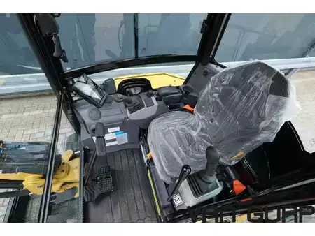 Minibagry 2023 Caterpillar 302.7 CR | 2023 | 298h | Airco | (3)