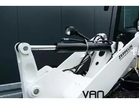 Pyöräkuormaajat 2020 Caterpillar 908 | 2020 | 2599h (22)