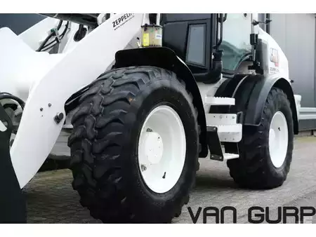 Pyöräkuormaajat 2020 Caterpillar 908 | 2020 | 2599h (27)