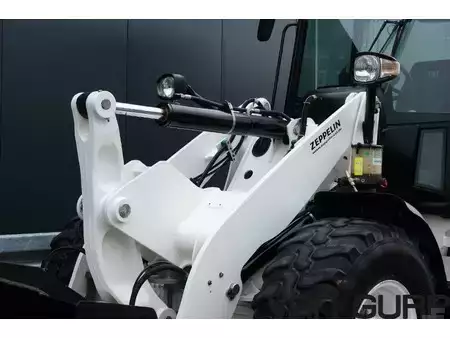 Pyöräkuormaajat 2020 Caterpillar 908 | 2020 | 2599h (28)