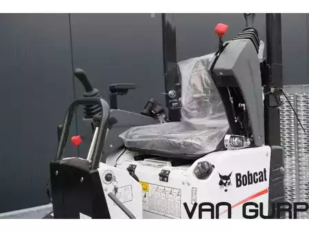 Mini excavators 2025 Bobcat E 10z | Inclusief machinetransporter (11)