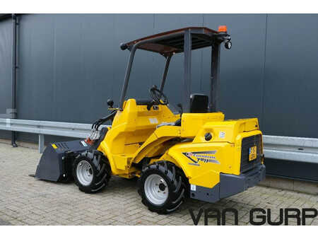 Hjullastare 0 Eurotrac T11 v.g.l. Avant 635 (5)