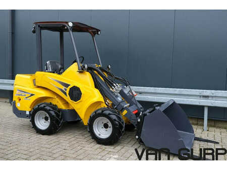 Hjullastare 0 Eurotrac T11 v.g.l. Avant 635 (8)