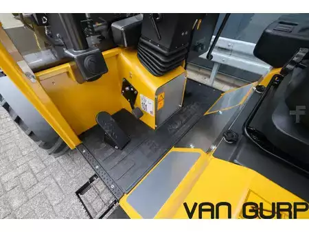 Kolové nakladače 2026 Eurotrac W12 CS | 2026 | Euro Giant | (18)