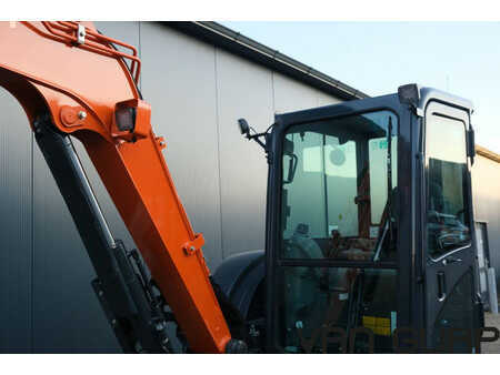 Minigrävare 2022 Hitachi ZX 55 U-6 CLR | 2022 | 905h | A/C (23)