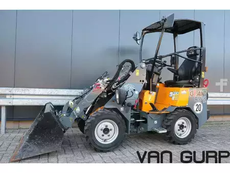 Kerekes rakodó 2023 Giant G 1200 TELE | 2023 | 10h (1)