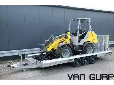 Wielladers 2022 Wacker Neuson WL28 + Machinetransporter shovel (1390, G2700) (1)