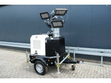 Pozostałe 2020 Generac V20 4x320W lichtmast light tower (3)
