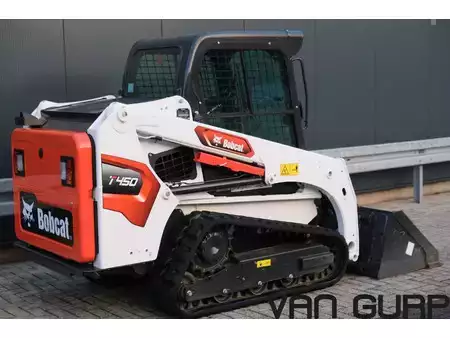 Kolové nakladače 2023 Bobcat T 450 | 2023 | 90h (13)