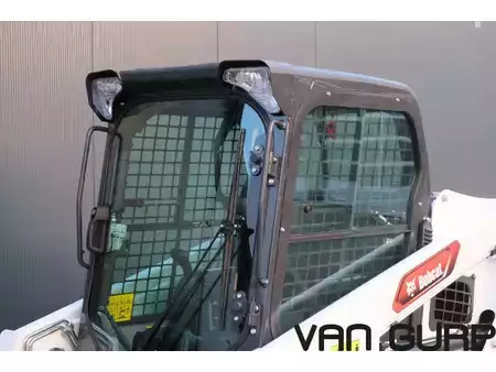 Kolové nakladače 2023 Bobcat T 450 | 2023 | 90h (6)