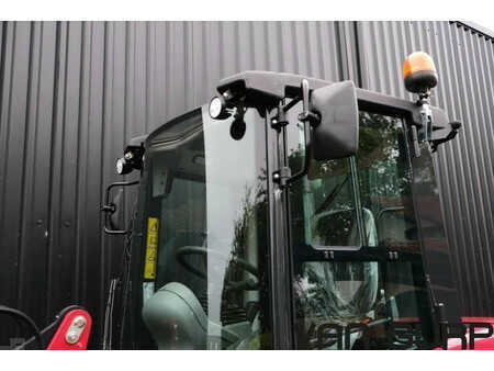 Cargadoras de ruedas 2022 Yanmar V80 / Terex Tl80 / Schaeff TL80 | 2022 | 318h (15)