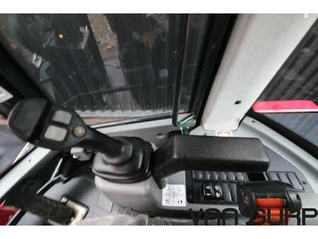 Cargadoras de ruedas 2022 Yanmar V80 / Terex Tl80 / Schaeff TL80 | 2022 | 318h (23)