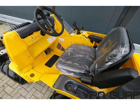 Wielladers 0 Eurotrac T11 v.g.l. Avant 635 (18)