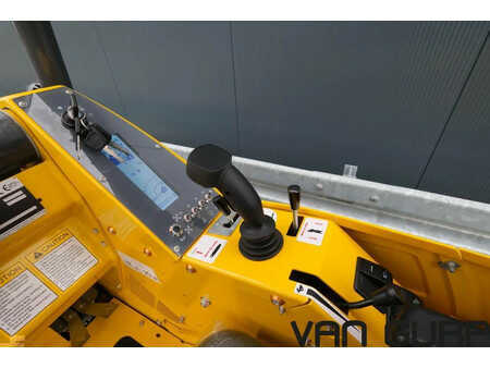 Wielladers 0 Eurotrac T11 v.g.l. Avant 635 (21)