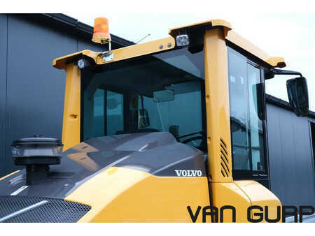 Single drum compactors 2023 Volvo SD75B Roller | 2023 | 176h | SD 75 B (17)