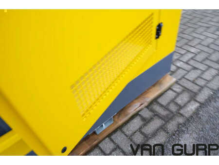 Power Generator 2023 Atlas Copco QES100 Diesel NEW generator 100kVA 400V 50Hz (13)