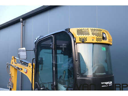 Mini kotrógép 2023 Caterpillar 301.8 excavator graafmachine bagger (13)