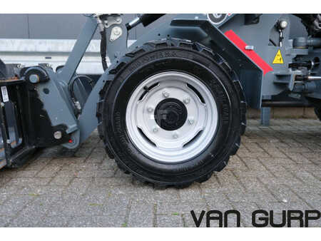 Wheel Loaders 2024 Giant G2200E X-TRA 390Ah battery | 2024 (24)