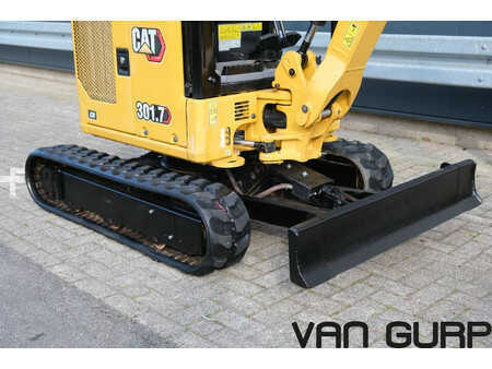 Mini kotrógép 2021 Caterpillar 301.7 CR 05A | 2021 | 677h | bagger excavator (16)