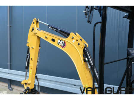 Mini kotrógép 2021 Caterpillar 301.7 CR 05A | 2021 | 677h | bagger excavator (26)