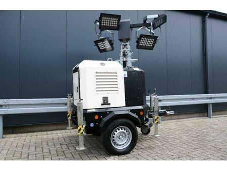 Miscelaneo 2020 GENERAC V20 4x320W lichtmast light tower (1)