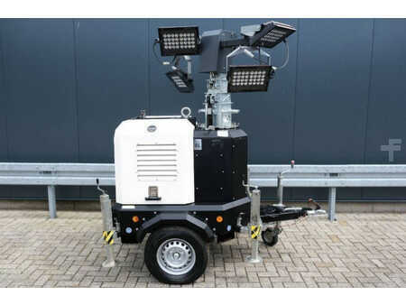 Miscelaneo 2020 GENERAC V20 4x320W lichtmast light tower (2)