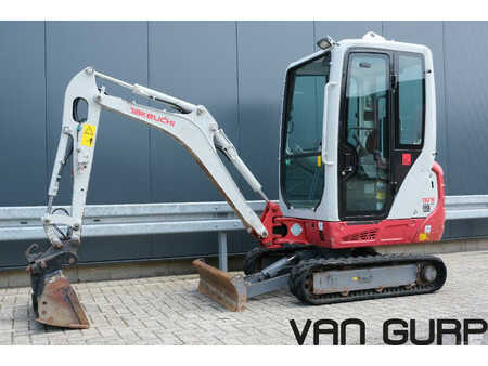 Mini pelle 2018 Takeuchi TB216 | 2018 (1)