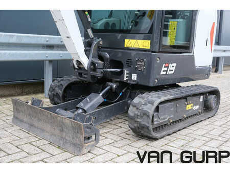 Minibagry 2023 Bobcat E19 | 2023 | 392h | (18)