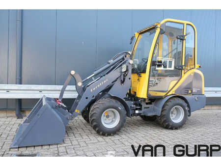 Chargeuse sur pneus 2025 Eurotrac W11- MC (255) (1)