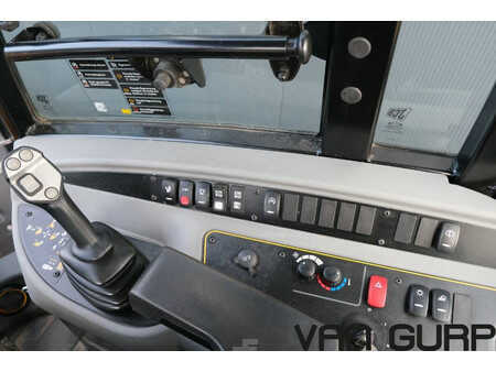 Pale Gommate 2023 JCB 409 | 2023 | 548h (7)