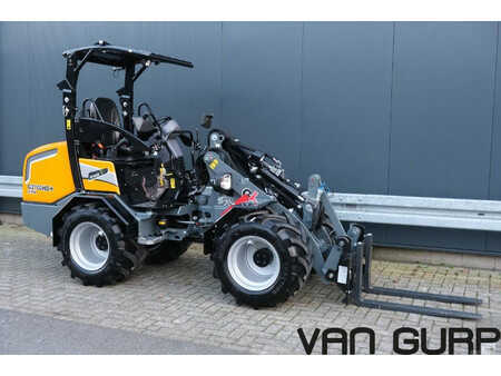 Cargadoras de ruedas 2025 Giant G 2700 X-tra HD+ | 2025 (15)