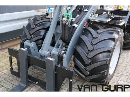 Cargadoras de ruedas 2025 Giant G 2700 X-tra HD+ | 2025 (24)