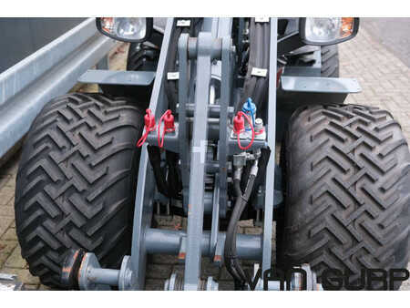 Cargadoras de ruedas 2023 Giant G2500 X-TRA HD | 2023 | 90h (21)