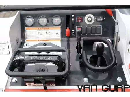 Chargeuse sur chenilles 2022 Bobcat MT 55 | MT55 | 2022 | 211h (10)