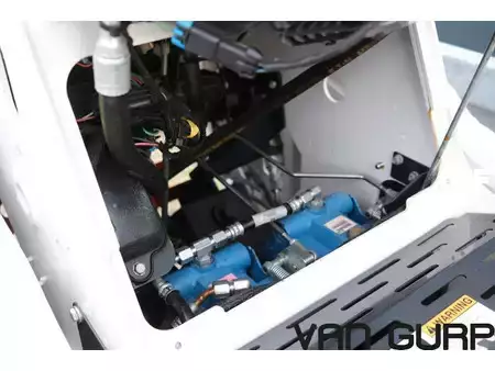 Chargeuse sur chenilles 2022 Bobcat MT 55 | MT55 | 2022 | 211h (15)