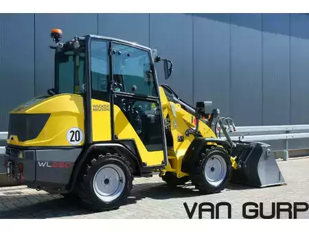 Pale Gommate 2025 Wacker Neuson WL 250 | Weidemann 1260 (12)