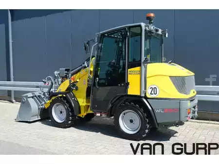 Pale Gommate 2025 Wacker Neuson WL 250 | Weidemann 1260 (6)