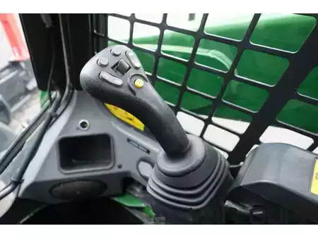 Telaketjukuormaajat 2020 Bobcat T 770 HIFLOW + Laser Grader 108 (274 cm) | A/C (12)