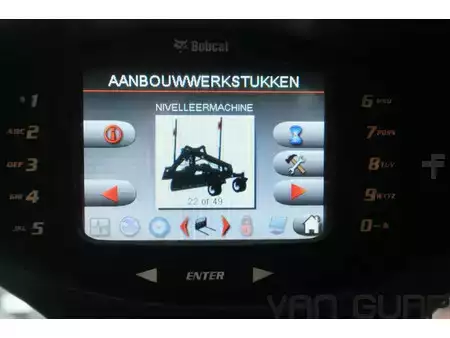 Telaketjukuormaajat 2020 Bobcat T 770 HIFLOW + Laser Grader 108 (274 cm) | A/C (14)
