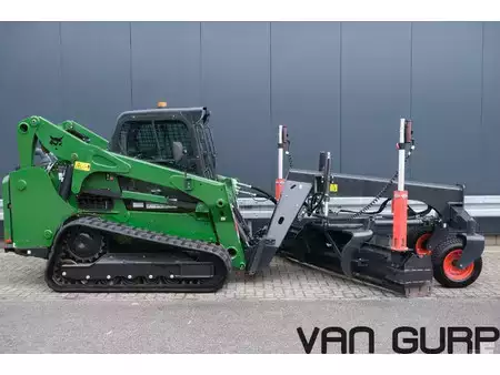 Telaketjukuormaajat 2020 Bobcat T 770 HIFLOW + Laser Grader 108 (274 cm) | A/C (25)