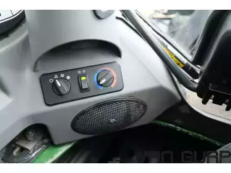 Telaketjukuormaajat 2020 Bobcat T 770 HIFLOW + Laser Grader 108 (274 cm) | A/C (9)