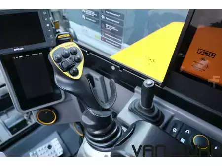 Mini excavators 2021 JCB C-2 | Engcon EC209 | full option | 2021 | 2430h (29)