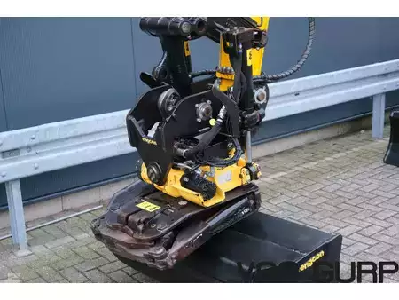 Mini excavators 2021 JCB C-2 | Engcon EC209 | full option | 2021 | 2430h (32)