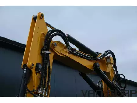 Mini excavators 2021 JCB C-2 | Engcon EC209 | full option | 2021 | 2430h (33)