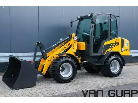 Valet de ferme  2024 Schäffer 2445 S | 2024 | 402h | (1)