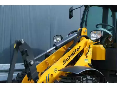 Valet de ferme  2024 Schäffer 2445 S | 2024 | 402h | (7)