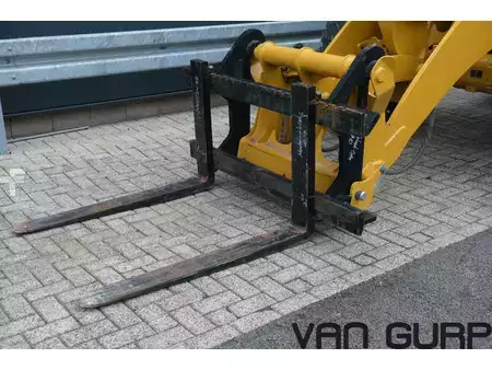 Hjullaster 2023 Caterpillar 910 High Lift | 2023 | 40km/h | BSS | 38h (8)