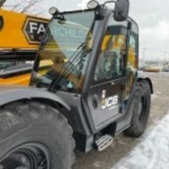 Miscelaneo 2022 JCB 509-42 (3)