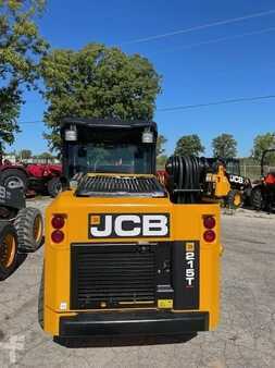 Cargadores compactas 2023 JCB 215T (3)